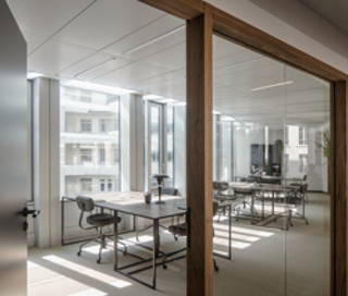 Bureau privé 36 m² 6 postes Coworking Rue de Surène Paris 75008 - photo 1